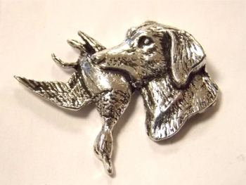 Pins tête de labrador avec canard